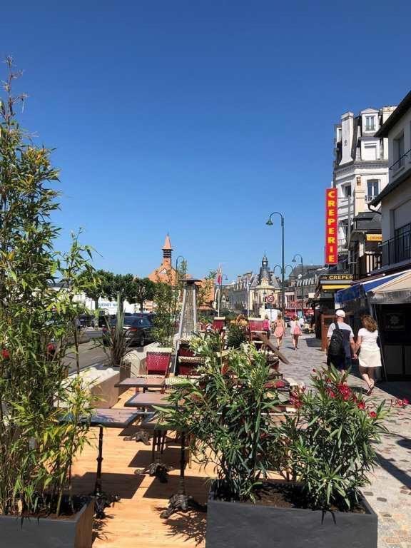 Les Parasols De Trouville Trouville-sur-Mer Exterior foto